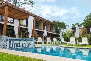 Undarius Hotel (exclusively gay men) - Саусе-де-Портесуело