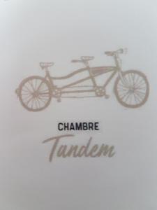Hotels hotelF1 Moret Fontainebleau : Chambre Tandem