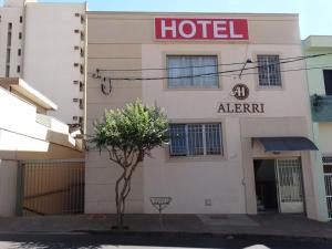 Alerri Hotel