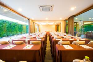 Romantic Khon Kaen Hotel