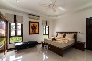 4 Bedroom Private Bali Style Villa HH6