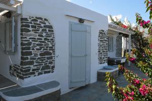 Efthymia's Apartments Sifnos Greece