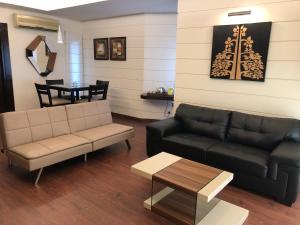Beautiful Apartments at Tarudhan Valley Golf Resort, Manesar