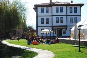 伊克斯尔度假小镇酒店 - 卡斯塔莫努