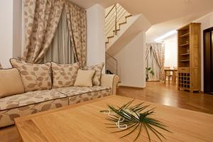 Earth & People Hotel & SPA - Free Parking & Swimming Pool