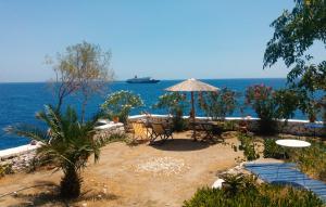 Agriolykos Pension Ikaria Greece