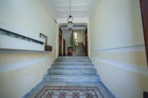 Divina Costa Salerno