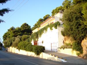 Mandaniki Apartments Skiathos Greece