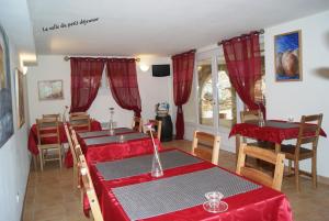 B&B / Chambres d'hotes Le Mas des Chenes : photos des chambres