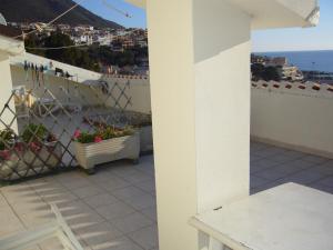 Studio with Sea View (2 Adults)