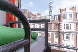 Twin Room with Shared Bathroom room in YHA London Central