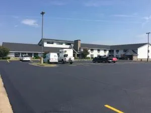 Regency Inn and Suites - Gore