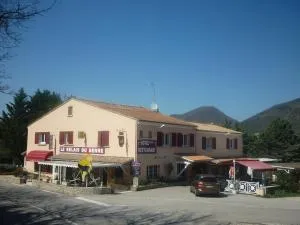 Logis Hotel Le Relais du Serre - Vesc