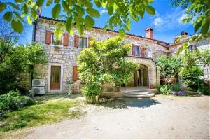 Holiday Home Mendula - 廷詹