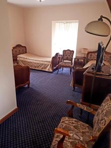 Quadruple Room room in Pałac Racot