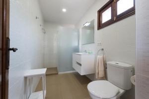 2BR Beach House - Solarium & Shower Terrace - 13