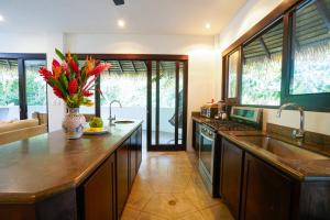 Makara Mono Suite 2nd Floor