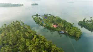 Munroe Eco Camp - Munroe Island