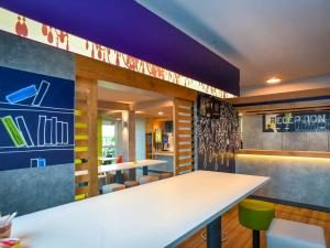 Hotels ibis budget Saint Lo : photos des chambres