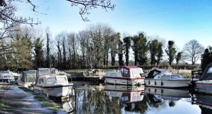 Guys Thatched Hamlet