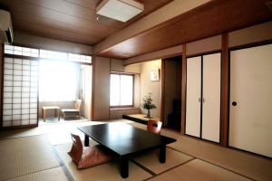 Izumiya Ryokan