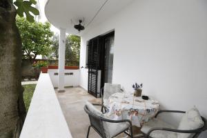 Apartments Sucur with Terrace