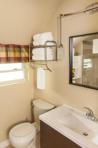 Avery House B&B