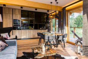 Apartament ZAKOLOVE pod Skocznią JACCUZI i SAUNA