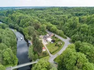 Pension "Am Brunnen" - Simonshof