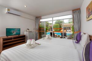 Phuket Sea Resort SHA Extra Plus
