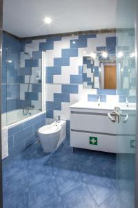 Famous Crows Lisbon Suites