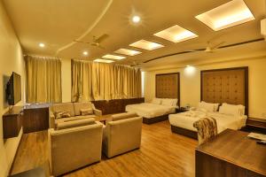 Hotel Vasundhara Palace