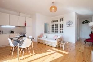 Apartment room in LovelyStay - Martires Boutique Flat