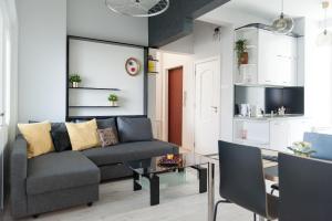 Vitosha Blvd 2BR LUX APART