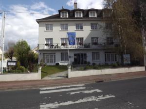 Hotels Hotel de L'Europe, La Roche-Posay : photos des chambres