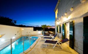 4 star talu Villa Serena Mirce Horvaatia