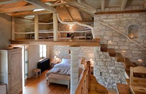 Villa with Mountain View and Fireplace (4 Adults)