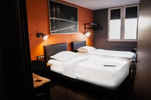 Hotels Cit'Hotel B Hotel : photos des chambres