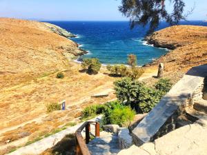 Agelos Beachfront Villa Kea Greece