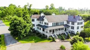 The Manor at Airmont - Upperville