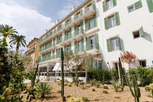 58 Boulevard d'Alsace, 06400 Cannes, France.