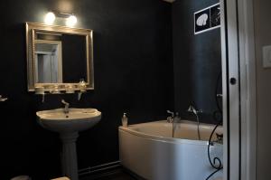 Hotels Le Mas Des Bories - Grand Perigueux : photos des chambres