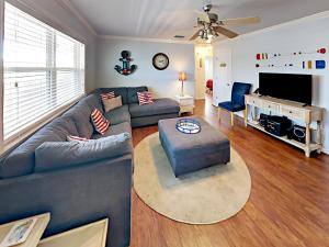Two-Bedroom Apartment room in 344 E Beach Blvd Condo Unit 21