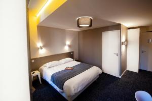 Hotels Hotel Du Port : photos des chambres