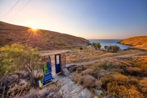 Agelos Beachfront Villa Kea Greece