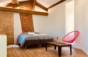 B&B / Chambres d'hotes Suite de Charme Bed n Breakfast tres proche Lyon : photos des chambres