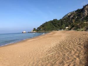 Seafront Beach House With Garden Corfu Greece