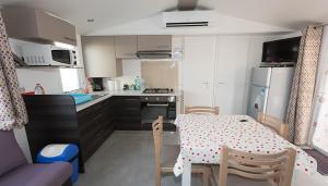 Campings GH Vacances La Reserve : photos des chambres