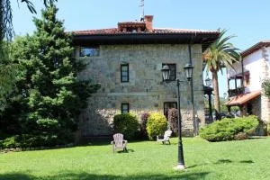 Apartamentos Los Hidalgos - Santillana del Mar