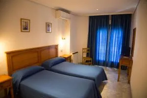 Hostal Acuario - Los Navalucillos